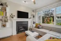 947 E 21ST AVENUE - thumbnail 16