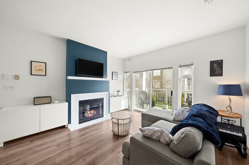 206 4728 53 STREET - photo 1 of 25