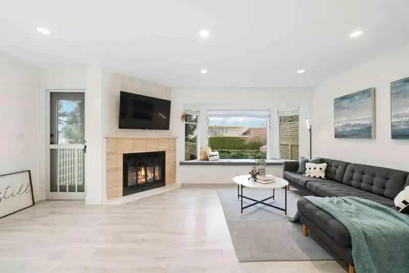 21 5740 GARRISON ROAD - photo 4 of 17