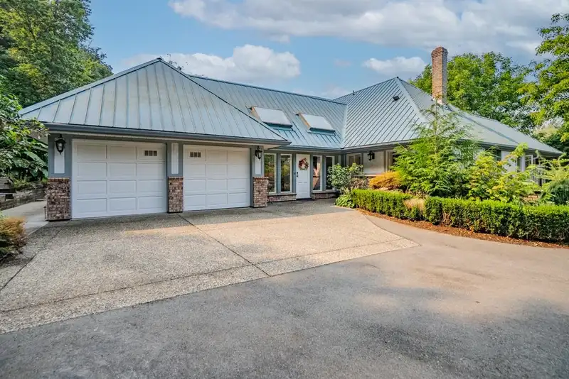 41056 BELROSE ROAD - photo 2 of 40