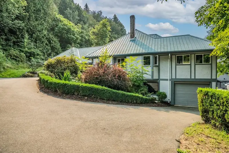 41056 BELROSE ROAD - photo 3 of 40