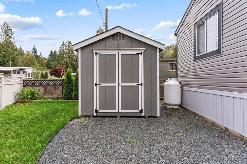 65 3942 COLUMBIA VALLEY ROAD - photo 4 of 24