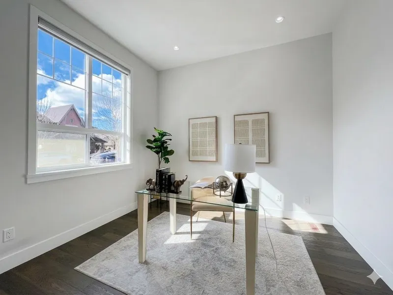 16509 25 AVENUE - photo 3 of 22