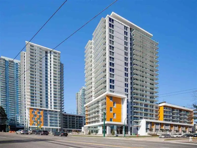 1205 433 SW MARINE DRIVE - photo 1 of 20