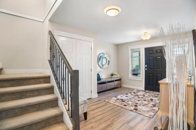 46674 UPLANDS ROAD - photo 4 of 25