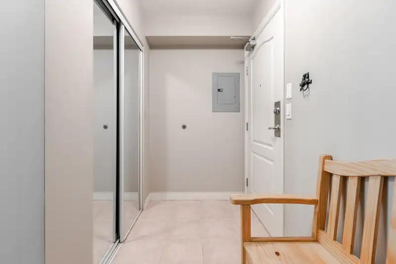 204 20237 54 AVENUE - photo 3 of 33