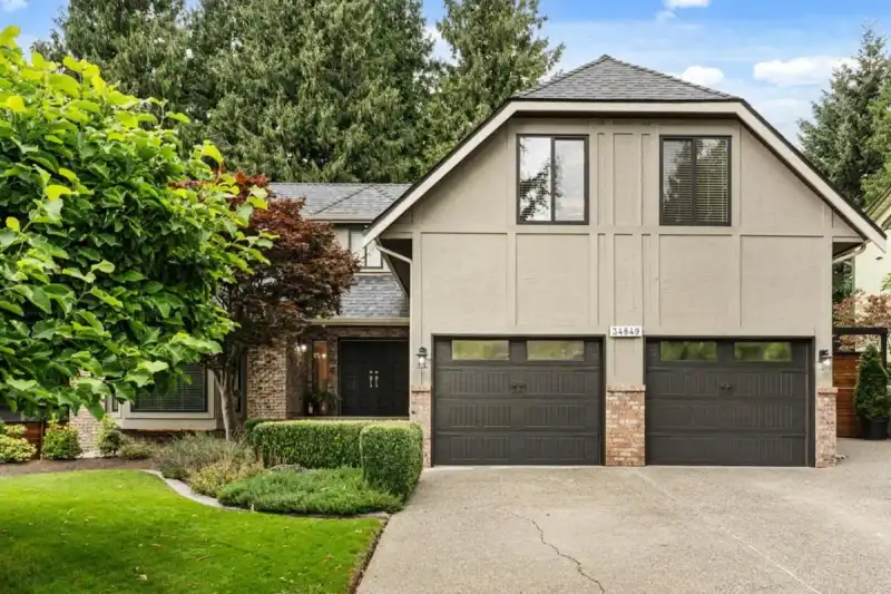 34849 EVERETT DRIVE - photo 1 of 40