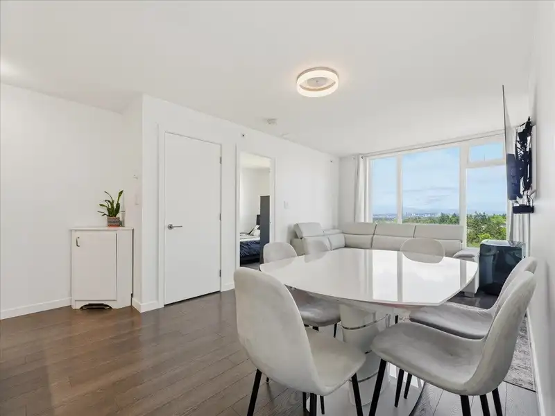 1707 5515 BOUNDARY ROAD - photo 4 of 33