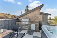 2 1841 PARKER STREET - thumbnail 31