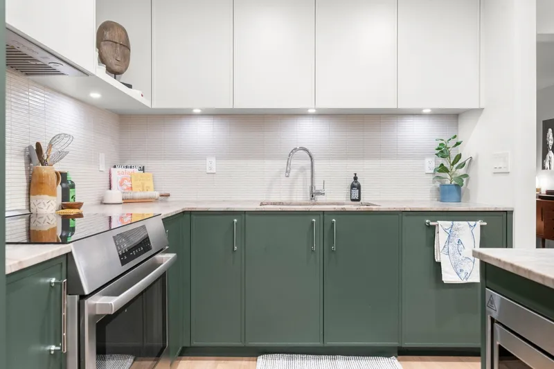 34 1910 CEDAR VILLAGE CRESCENT - photo 2 of 25