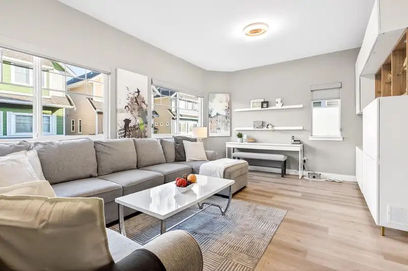 53 1108 RIVERSIDE CLOSE - photo 3 of 40
