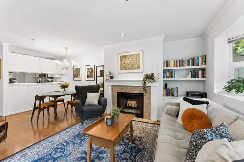 105 2256 W 7TH AVENUE - photo 4 of 33