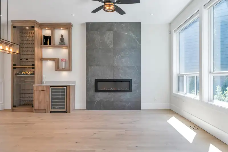 5686 CRIMSON RIDGE - photo 4 of 40