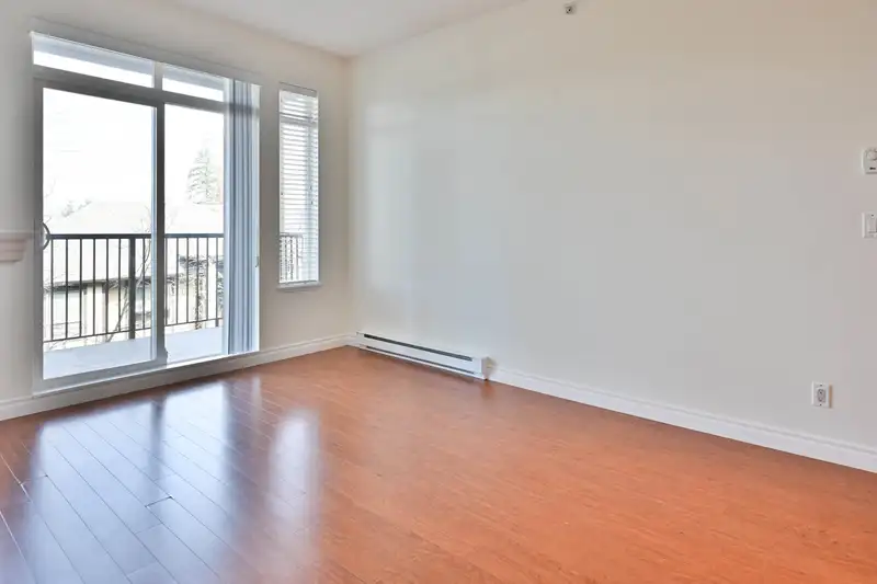 503 8717 160 STREET - photo 3 of 22