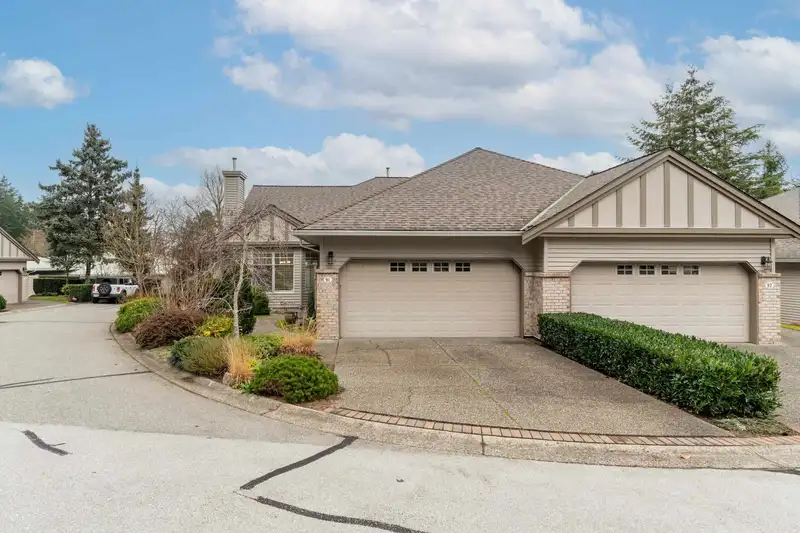 91 2533 152 STREET - photo 3 of 40