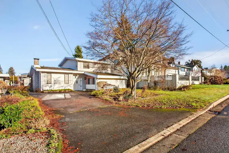 1347 CORNELL AVENUE - photo 3 of 35