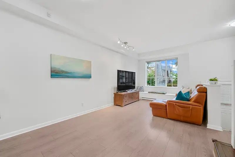 21 7331 HEATHER STREET - photo 2 of 31