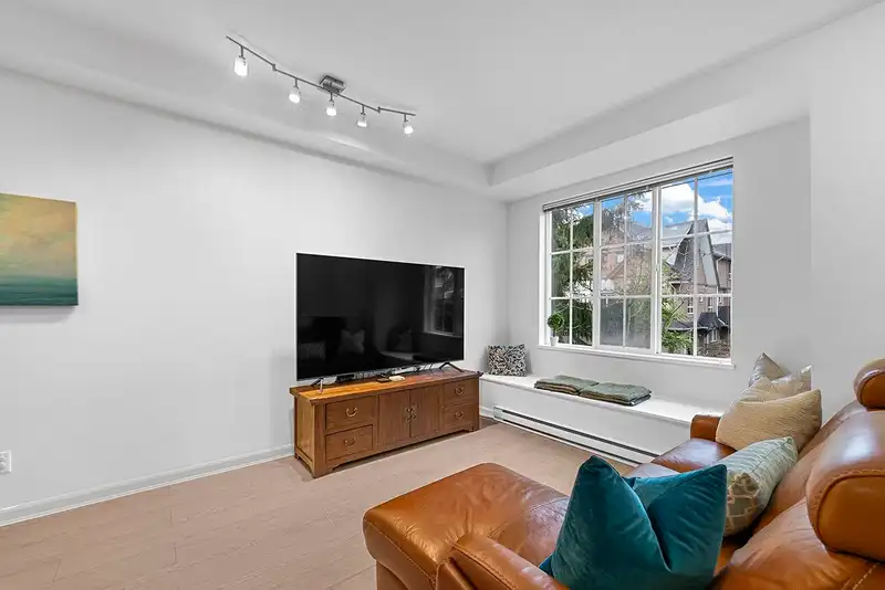 21 7331 HEATHER STREET - photo 4 of 31