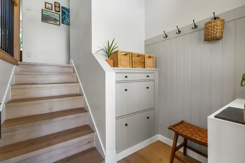 35360 SELKIRK AVENUE - photo 3 of 40