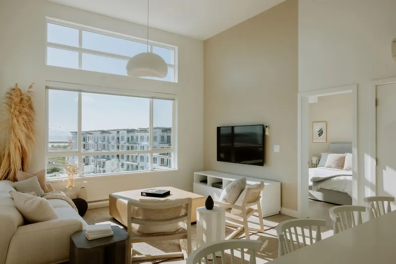 215 2431 RABBIT DRIVE - photo 2 of 8