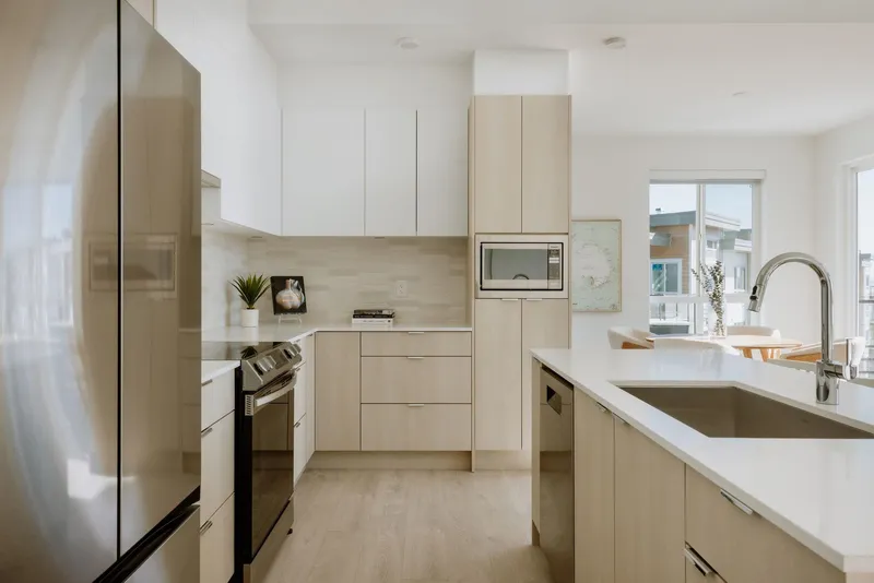 215 2431 RABBIT DRIVE - photo 4 of 8