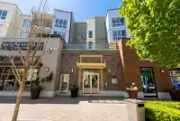 414 15735 CROYDON DRIVE - thumbnail 1