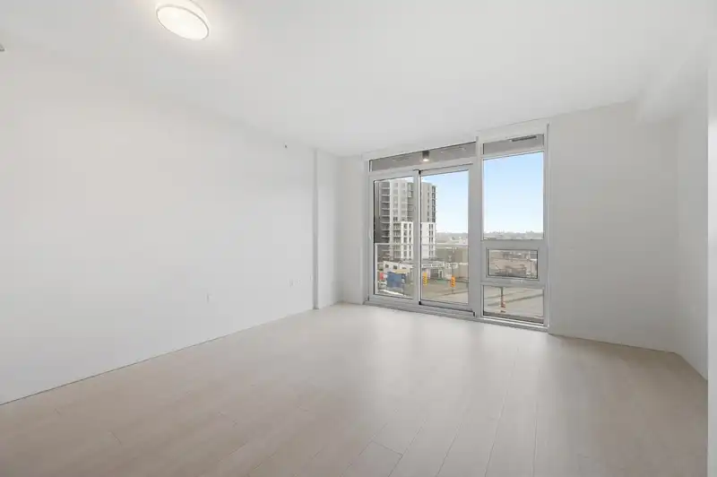 508 180 E 2ND AVENUE - photo 4 of 22