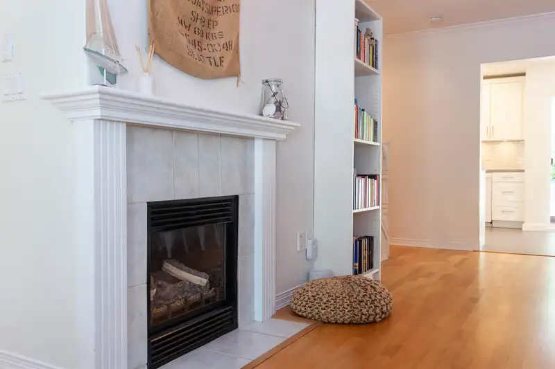 2 15432 16A AVENUE - photo 4 of 32