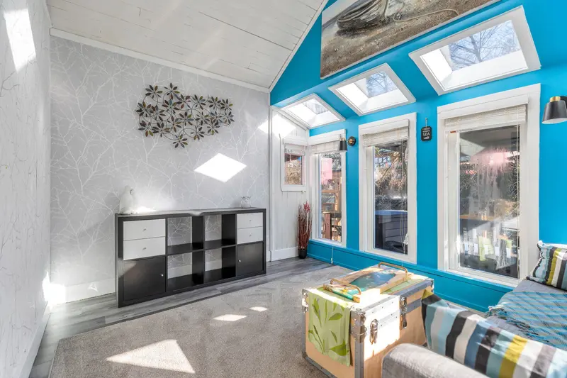 16 20837 LOUIE CRESCENT - photo 2 of 25