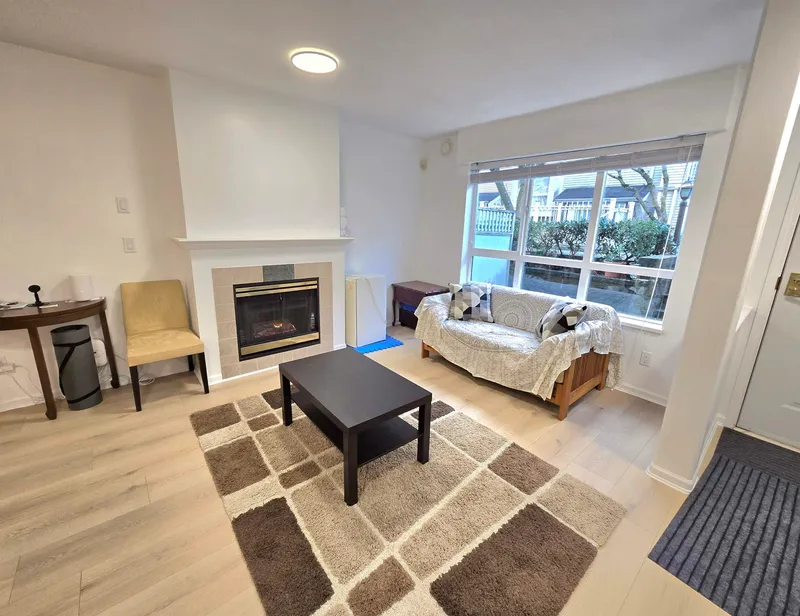 15 6577 SOUTHOAKS CRESCENT - photo 4 of 21