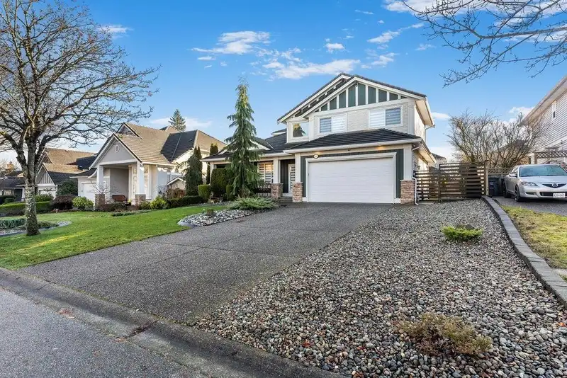14680 72A AVENUE - photo 1 of 37