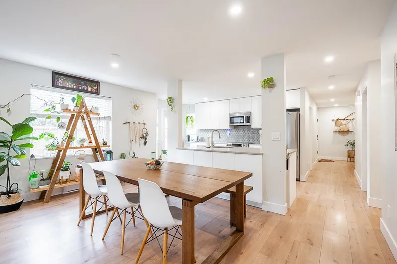 19 8338 158 STREET - photo 2 of 25