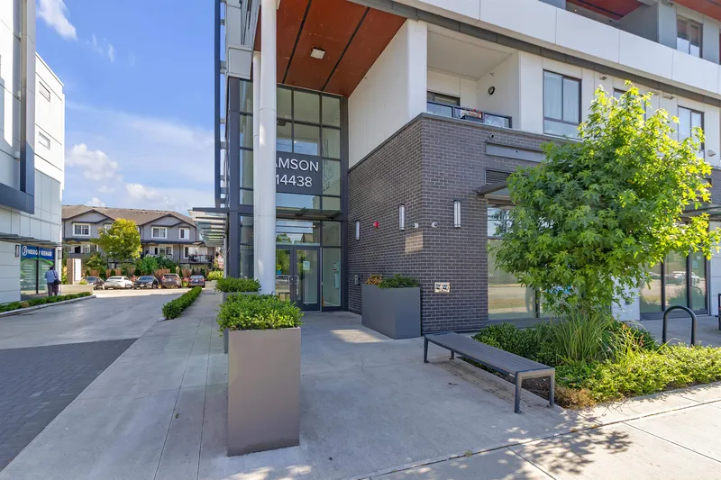 405 14438 72 AVENUE - photo 1 of 5