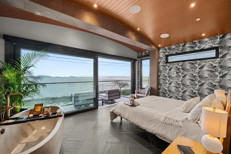 14555 MARINE DRIVE - photo 2 of 25