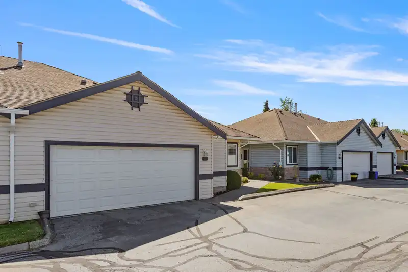 24 5550 LANGLEY BYPASS - photo 4 of 40