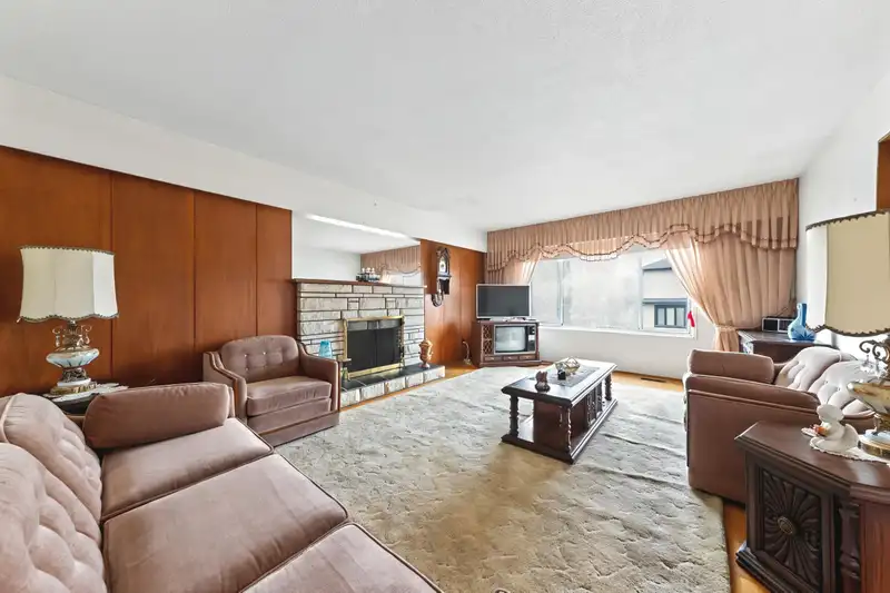 3980 PENTICTON STREET - photo 2 of 36