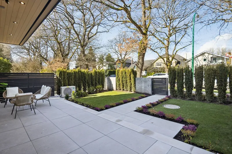 1 3036 W 13TH AVENUE - photo 3 of 25