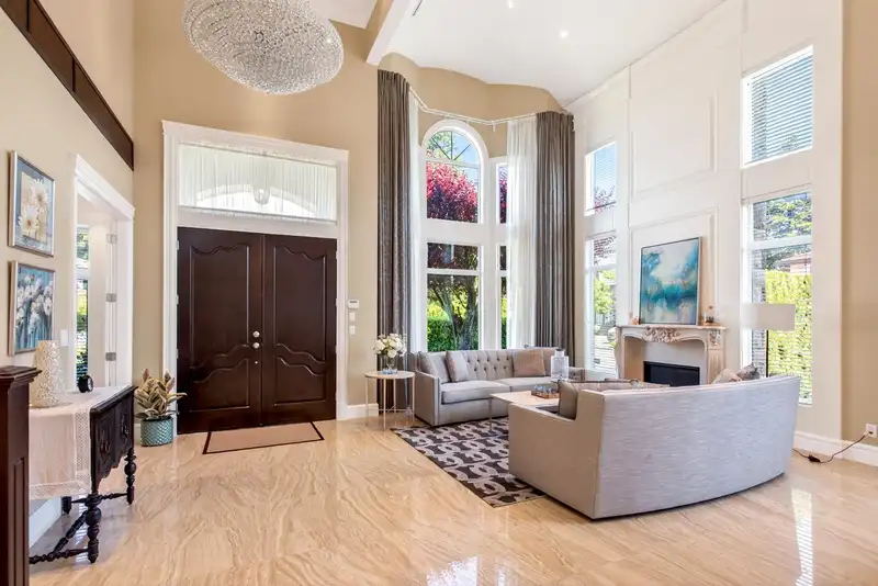 6011 THETIS PLACE - photo 3 of 40