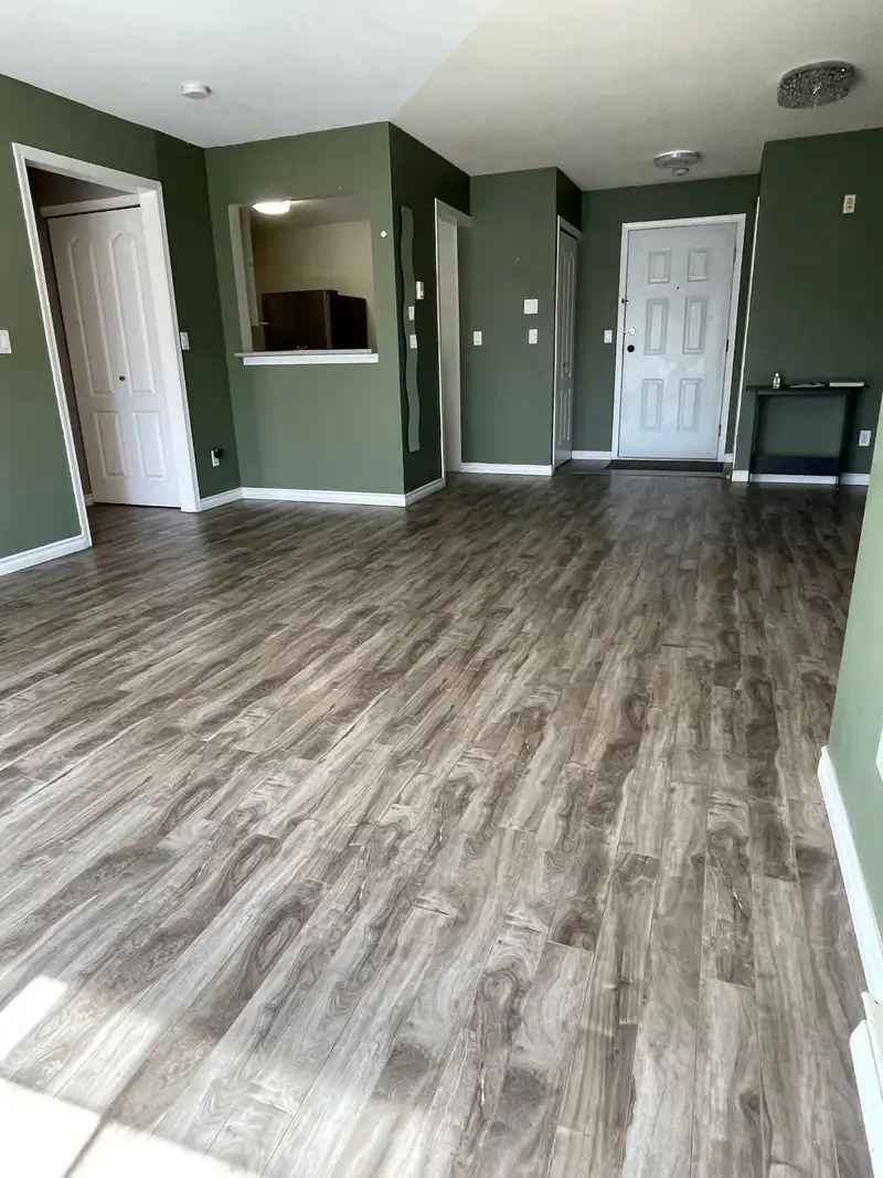 317 12633 72 AVENUE - photo 3 of 9