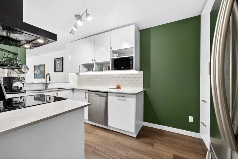 102 509 CARNARVON STREET - photo 4 of 21