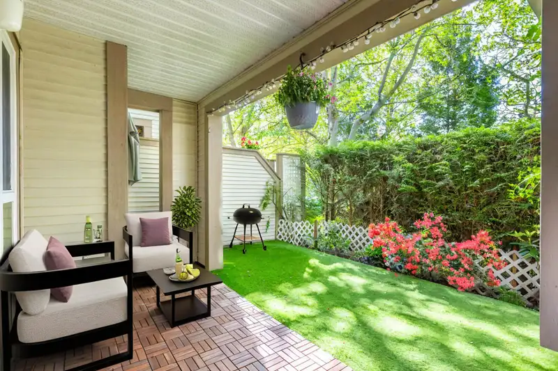 106 6363 121 STREET - photo 1 of 40