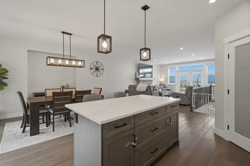 51110 ZANDER PLACE - photo 4 of 25