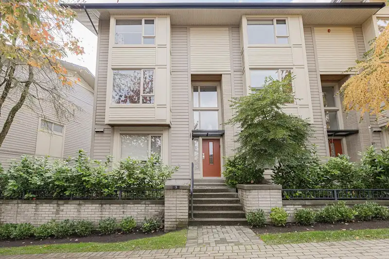 3 9229 UNIVERSITY CRESCENT - photo 1 of 40