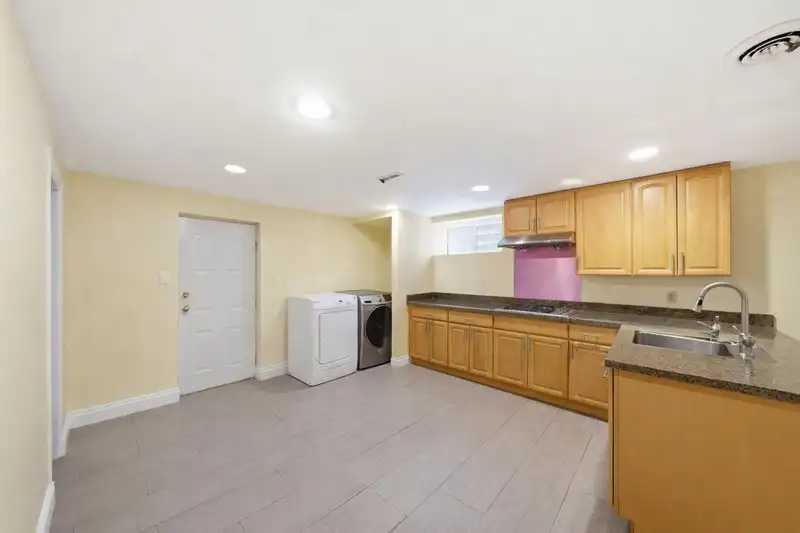 5679 CLINTON STREET - photo 3 of 40