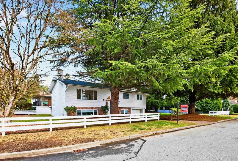 21099 BERRY AVENUE - photo 1 of 25