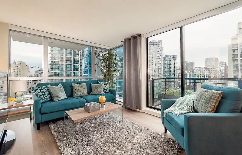 1801 1295 RICHARDS STREET - photo 1 of 29