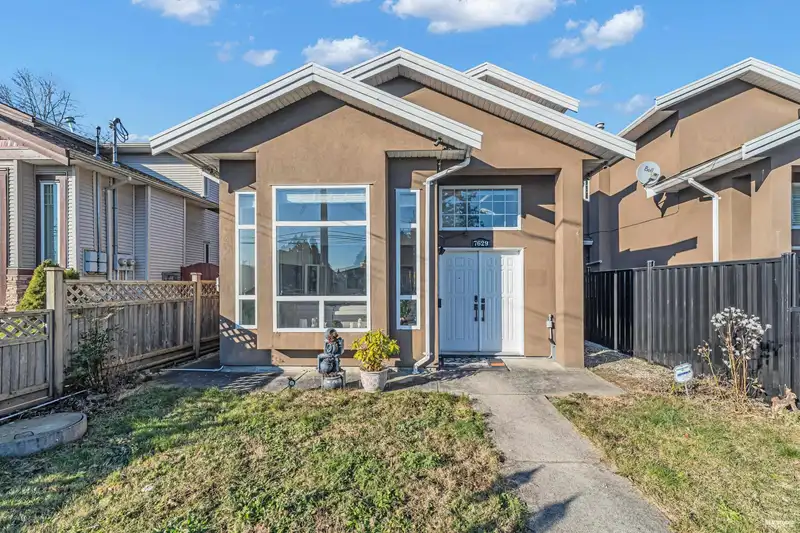 7629 14TH AVENUE - photo 2 of 39