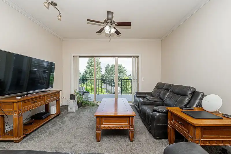 305 9270 EDWARD STREET - photo 2 of 16