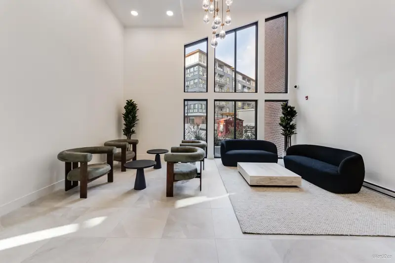 303 3480 146A STREET - photo 4 of 25