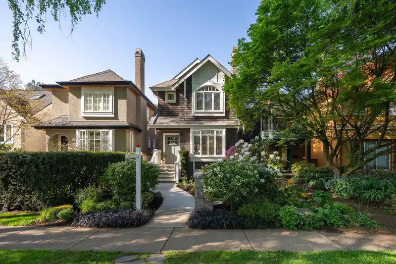 4273 W 14TH AVENUE - photo 1 of 40